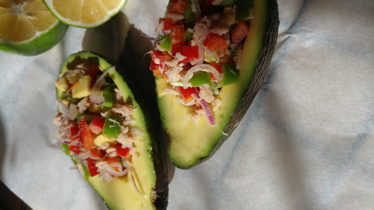 Avokadolu Ton Ton Salata
