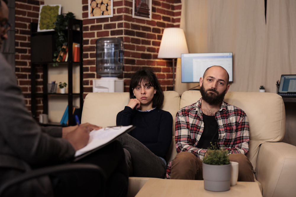 Çift ve İlişki Terapisi: Aşkı Yeniden Keşfetme Rehberi